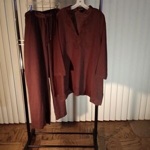 2 Pc Brown Linen Blouse & Pants Set.